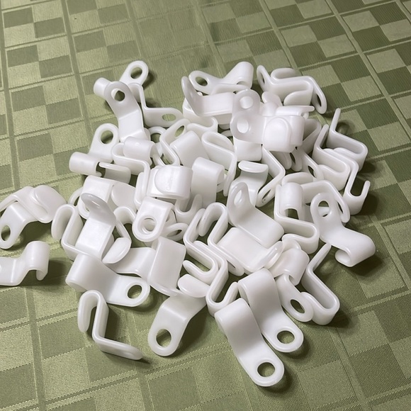 Clothes hanger connector hooks - Picture 1 of 5